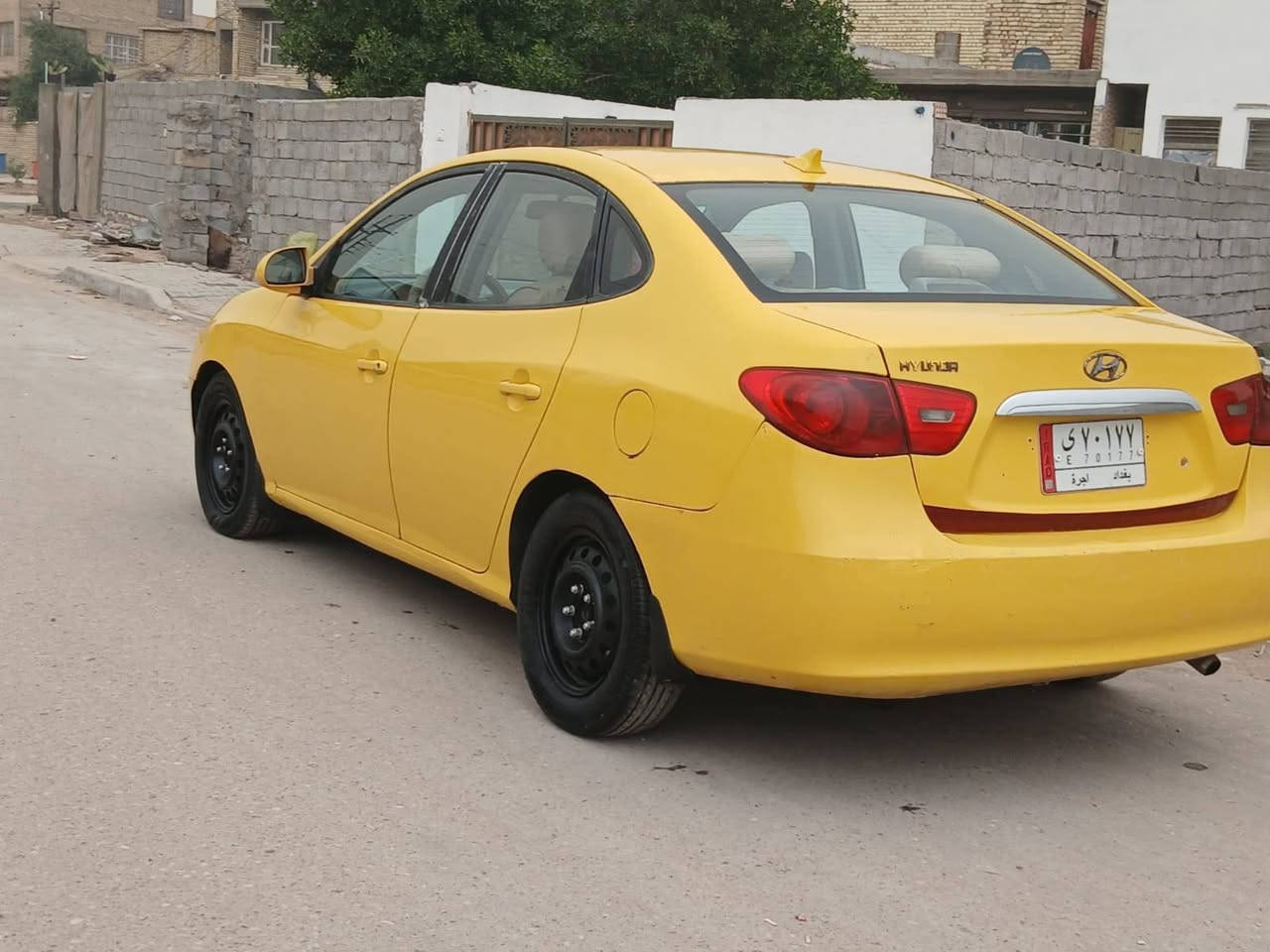 سلام عليكم الانتره 2009وارد امريكي حادث  باب الراكب بدون دواخل
رقم بغداددولي مشروع وطني سنويه مجددا  مصفره  غرامات صدر جديد 
حجم محرك 2000 مكفول من تنقيص و تبخير
تبريد شغال ثلج + تخم تاير جديد 

محرك 2000دوش  
العنوان بغداد السعر ( 90بيه مجال البسيط الشراي 
رقم هاتف ***********
