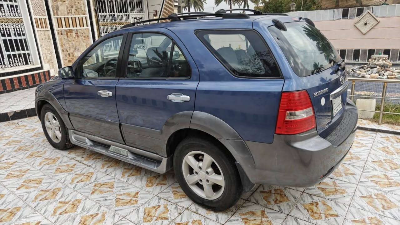 سورنتو 2007خليجي مكفوله كفاله عامه حته من البارد سونار مرفق بلمنشور فول عده الفتحه
مكينه 6سلندر3300فور ويل
شادله منضومت غاز 60لتر يعني جازه من كلشي 
تخم تاير كير مكينه حداديه كله بلادي 
محركه بلادي مامفتوح ماشيه200
رقم بغداد تحويل مباشر السعر103
هاتف***********
