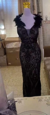 فستان • قياس خاص • ملبوس مره واحده