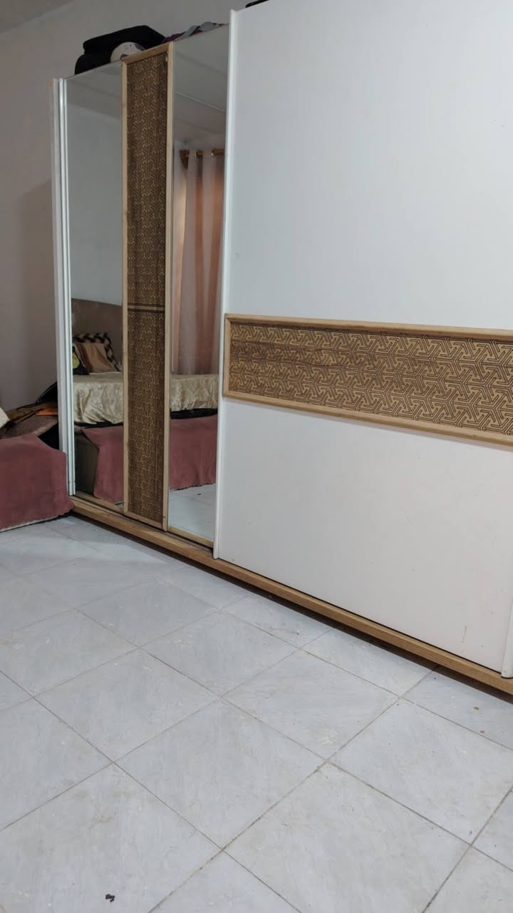 غرفه نوم جديد 
السعر 400
العنوان نجف مجمع الاميرات
مندوبه العنده اغراض او غرف نوم انشرهن وعلبيع الي نسبه بسيطه يتفضل خاص


**إذا كنت صاحب هذا الإعلان وتريد حذفه لأي سبب، رجاءا أرسل رسالة إلى الدعم الفني**