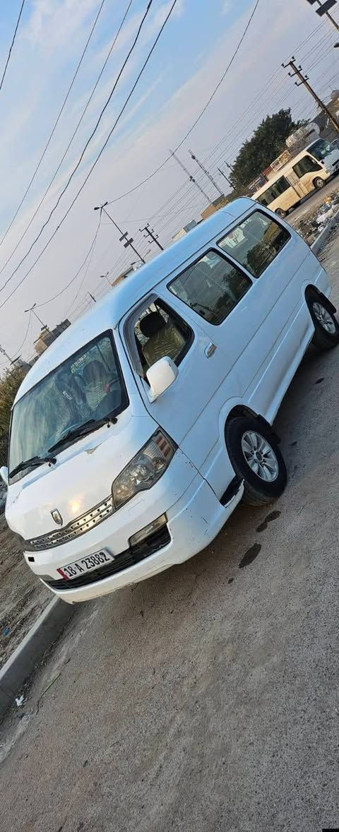 اج 1 موديل 14 رقم وهزه جديد بسمي مصفره من كلشي وتخم تاير جديد مكفوله بس يم بك لايت شويه بيها وجنطه بارد 
السعر 85 ورقه بيها مجال 
***********
***********
