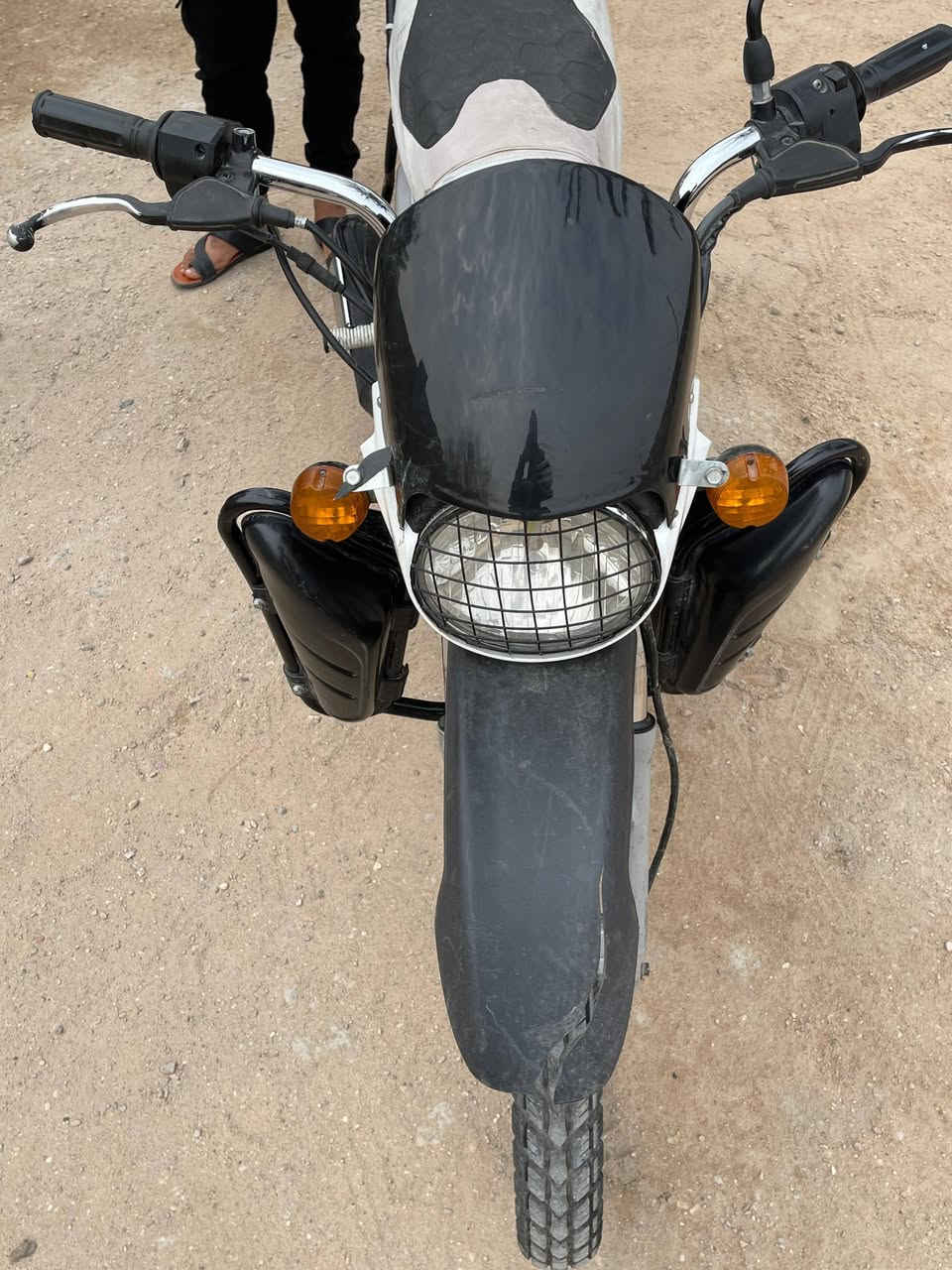 للبيع دراجة بوكسر موديل 2016
المكينة نظيفة وما بيها أي مشكلة
الدراجة استخدام خفيف وحالتها طيبة
الدراجه مرقمه بغداد التاجي 
السعر: مليون و300 او بيه مجال
المكان: الانبار فلوجه
للتواصل: *********** بي وتساب
