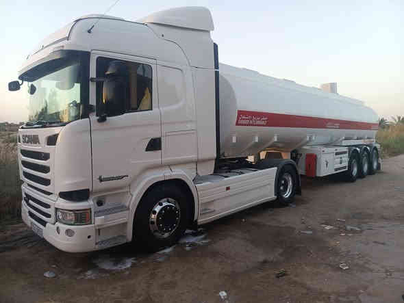 سلام عليكم اسكانيا موديل 2017 فول مواصفات جديده مامشتغله ولادرب  حجم 450 رقم الهاتف ***********0
