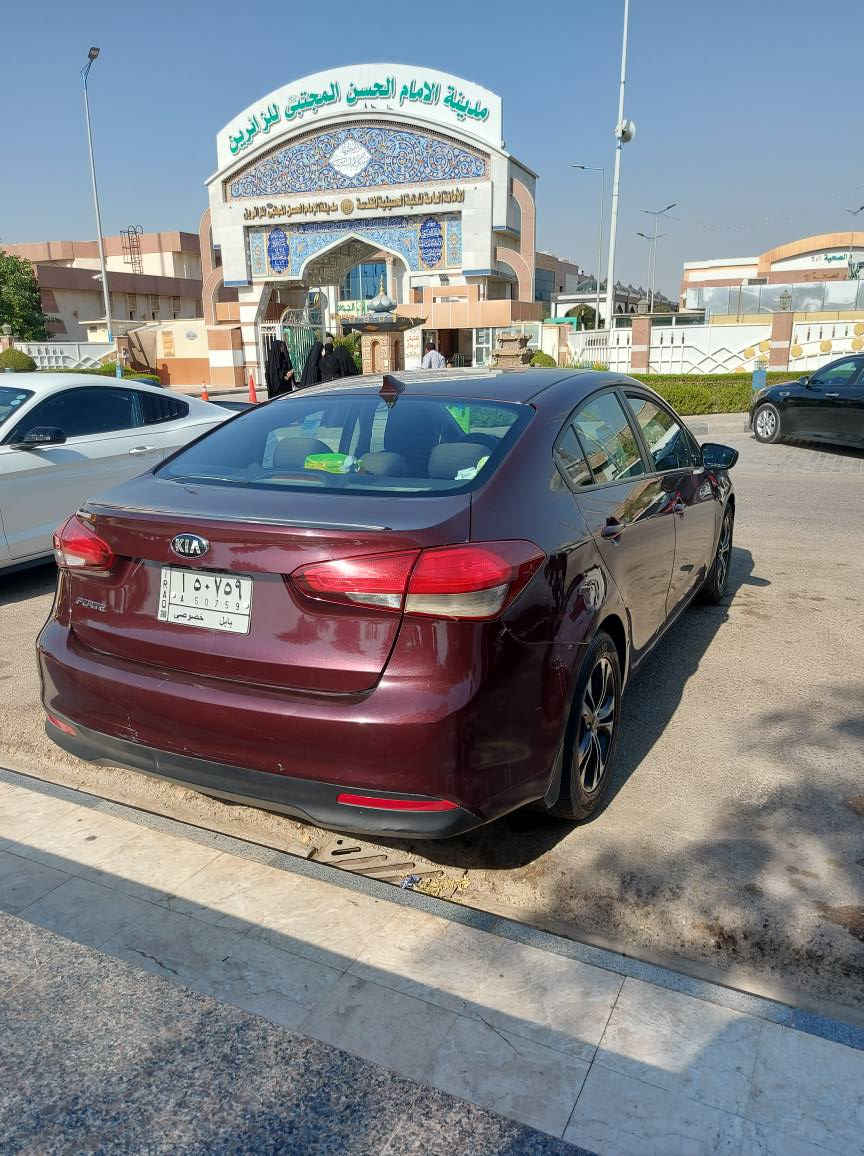 السلام عليكم كيا فورتي للبيع او مراوس حسب القناعه موديل ١٨ مكينه الفين دوش حادث جاملغ السايق وربع البنيد وقبق الجنطه مبدل سياره نضيفه استخدام شخصي مسويلهه ادامه كامله  ماشيه ١١٤ ميل تحكمات ستيرن جهتين كامره بلاديه السعر ١٢٩ وبيه مجال مكاني نجف للاستفسار *********** صور الحادث موجوده النجف, العراق
