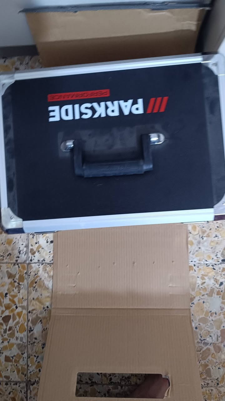 دريل شحن بارك سايد قطعة فول باله غير مستخدم 
عدة متكاملة بطارية وحدة


**إذا كنت صاحب هذا الإعلان وتريد حذفه لأي سبب، رجاءا أرسل رسالة إلى الدعم الفني**