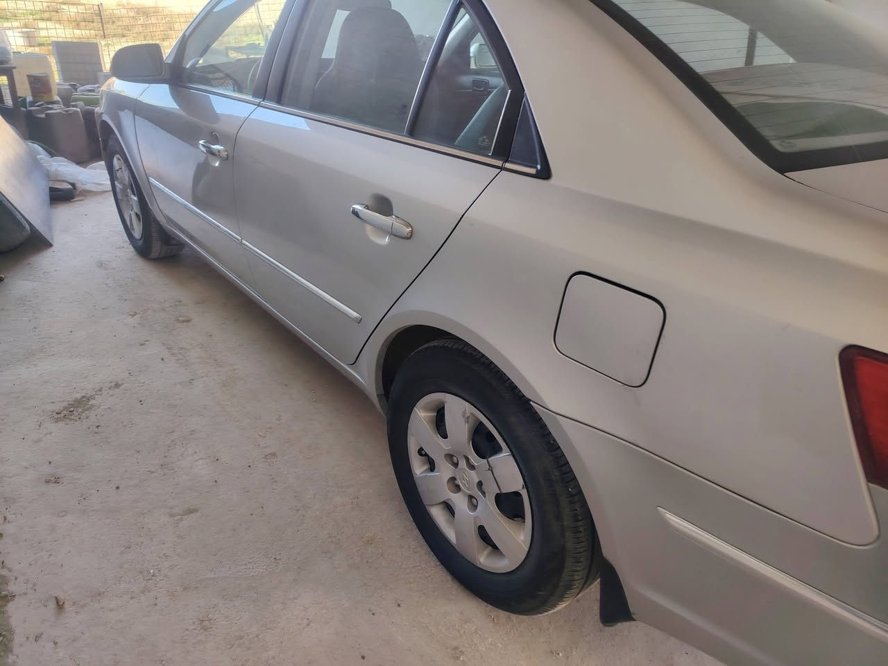 سلام عليكم ورحمة الله وبركاتة سياره سوناتا 2009فول فول رقم نييوي جديد السعر على الخاص او الاتصال على الرقم ***********
