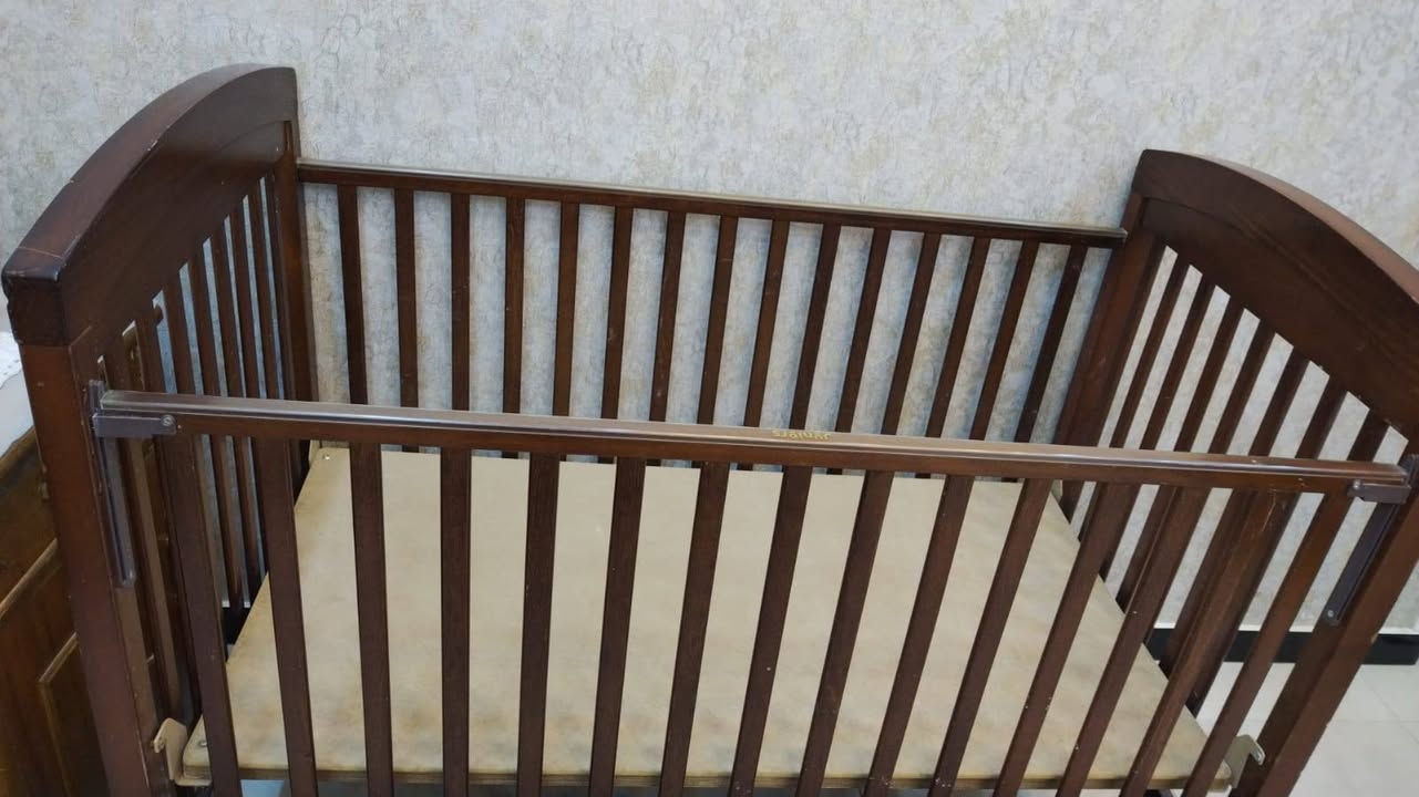 كاروك خشب سنديان اصلي ونظيف جدا
السعر 125,000
عنواني البصرة الزبير سوق سوادي
***********
