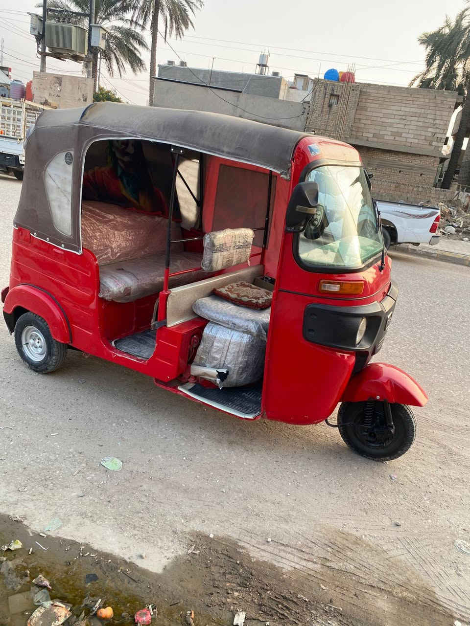 سلام عليكم تكتك للبيع 2017تعمير جديد اوراق كامله  لمحرك يخبل سعر 3600وبيه مجال لستفسار *********** مكاني صويره
