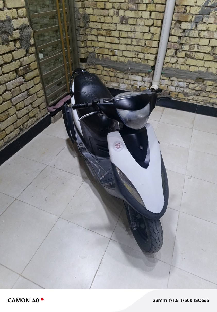 السلام عليكم ماكس للبيع دراجه كامله نكره سلف مفتوحه مره وحده ٤٩ مكان كوت مركز مدينه السعر ٥٠٠ وبيهه مجال ***********
