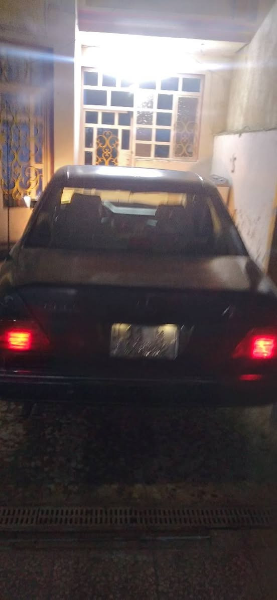 السلام عليكم مارسدس دبه 1991 مكينه بطه جاهزه  رقم نكليزي بسمي السعر 42 ورقه اتصال *********** بغداد, العراق
