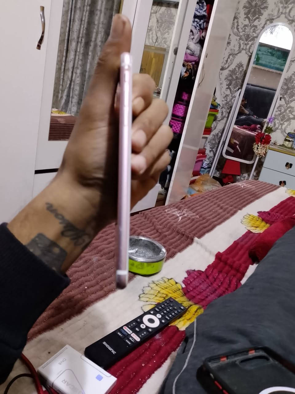 سفن بلاص ذ١٢٨ مبدل بطاريه+شاشه مصال شهر من بدلتهم وتركته كامرات من وكع طفن بيهم شريط فالت سعر٥٠ قفل ممتوازي علا بيعه عنوان البياع تقاطع درويش بدون مراوس رقم *********** ومتواجد خاص
