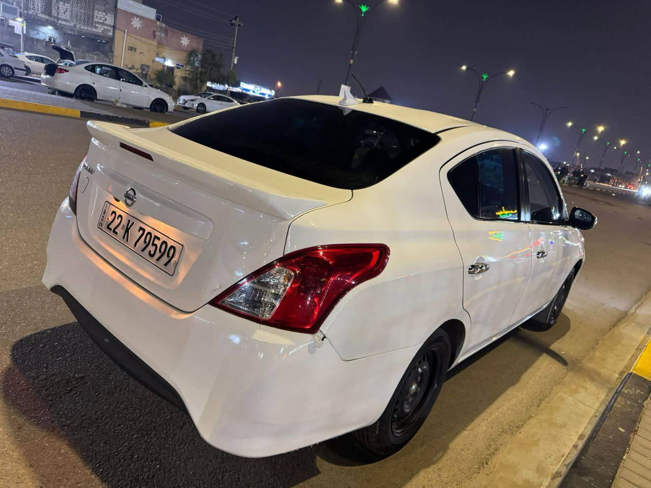 نيسان سني 
موديل 23
مكفوله بيها جاملق الخلفي بارد بدون صبخ 
السعر 110ماشيه 60 / رقم الهاتف *********** البصرة, العراق
