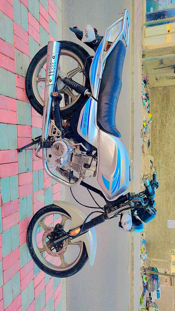 دايون نفخ موديل 18  طالعة بل 19 اوراق اصولي 
وصل معرض موجود وكيلهةومكتب حسين شرط الترقيم 
الدراجة كل نقص مابيهة محرك كفالة من كلشي ‏‪0782 475 8438‬‏ كربلاء حي الصمود السعر 750..  الدراجة نقص باتري بس
