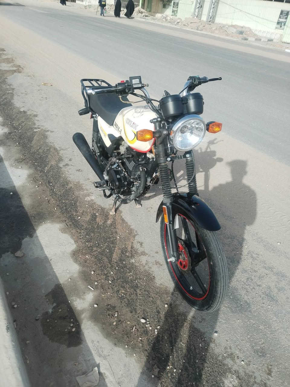 السلام عليكم دراجه سونك البيع موديل 2022 اوراق اصولي بجمه محور دايون محرك ما مفتوح *********** بيع مستعجل
