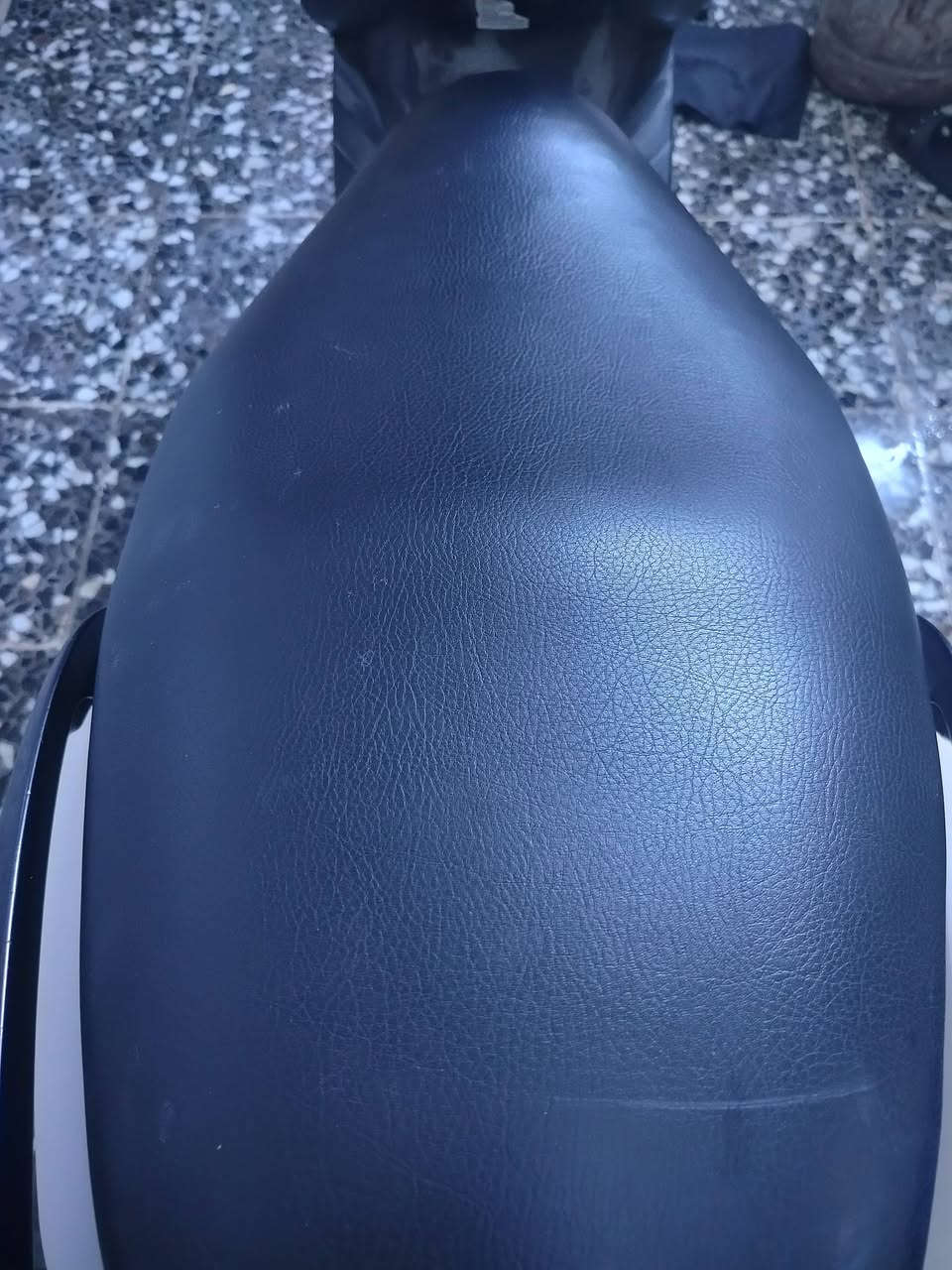 دراجة للبيع جي تي ار السعر 900
اتصال على الرقم ***********
