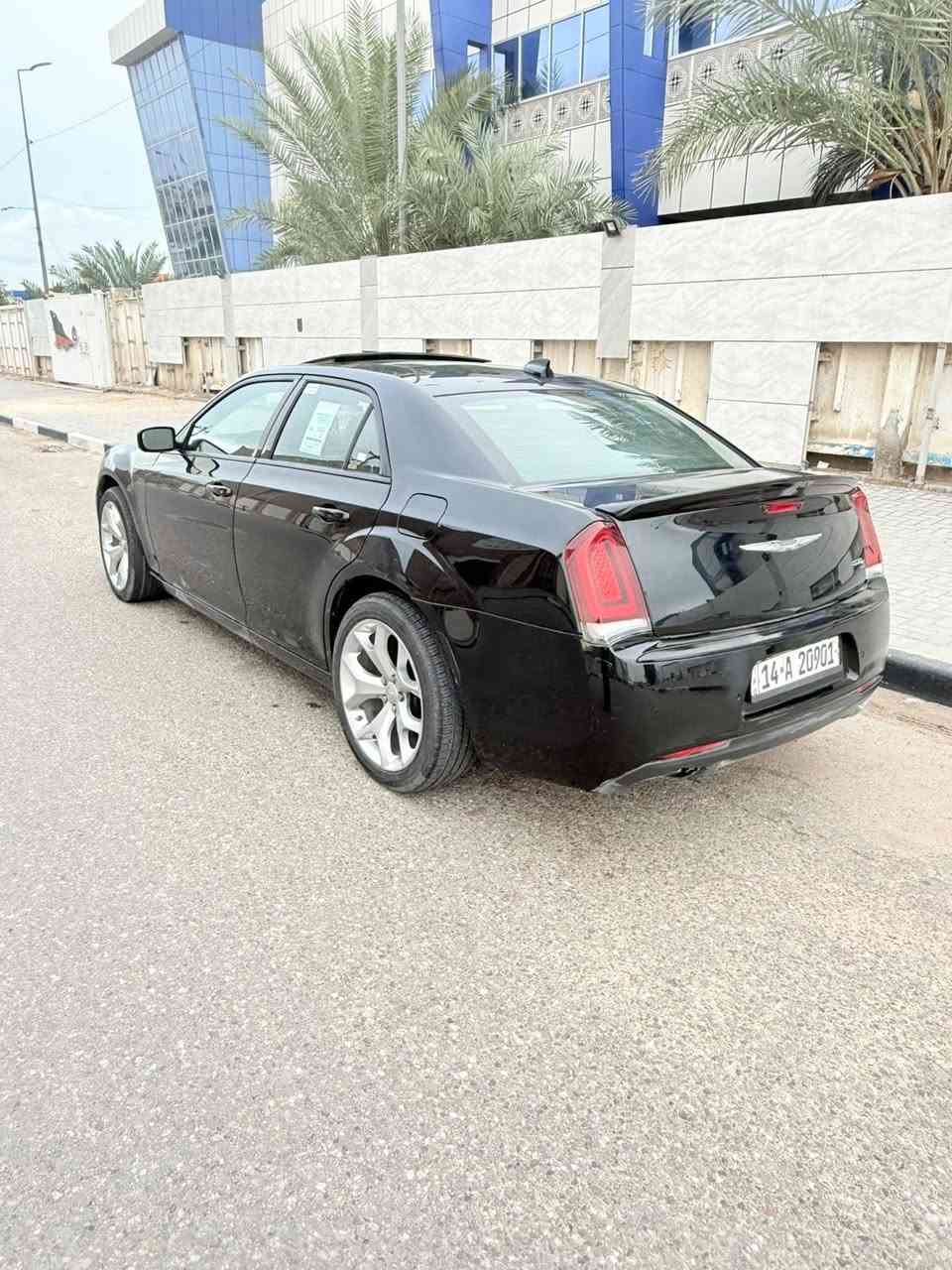 السلام عليكم أوباما وارد امريكي موديل 2018 اصل بيها جاملغ وبنيد السياره فول موصفات واحد على واحد فور ويل رقم بصره نكليزي تحويل مباشر السياره جاهز تخم تاير حداده تبريد كله جديد مكان السيارة بالبصرة 
ماشيه 119 الف
السعر 205 وبيها مجال
مامتواجد على الخاص الشراي يتصل ويدلل 
0775 557 7656
