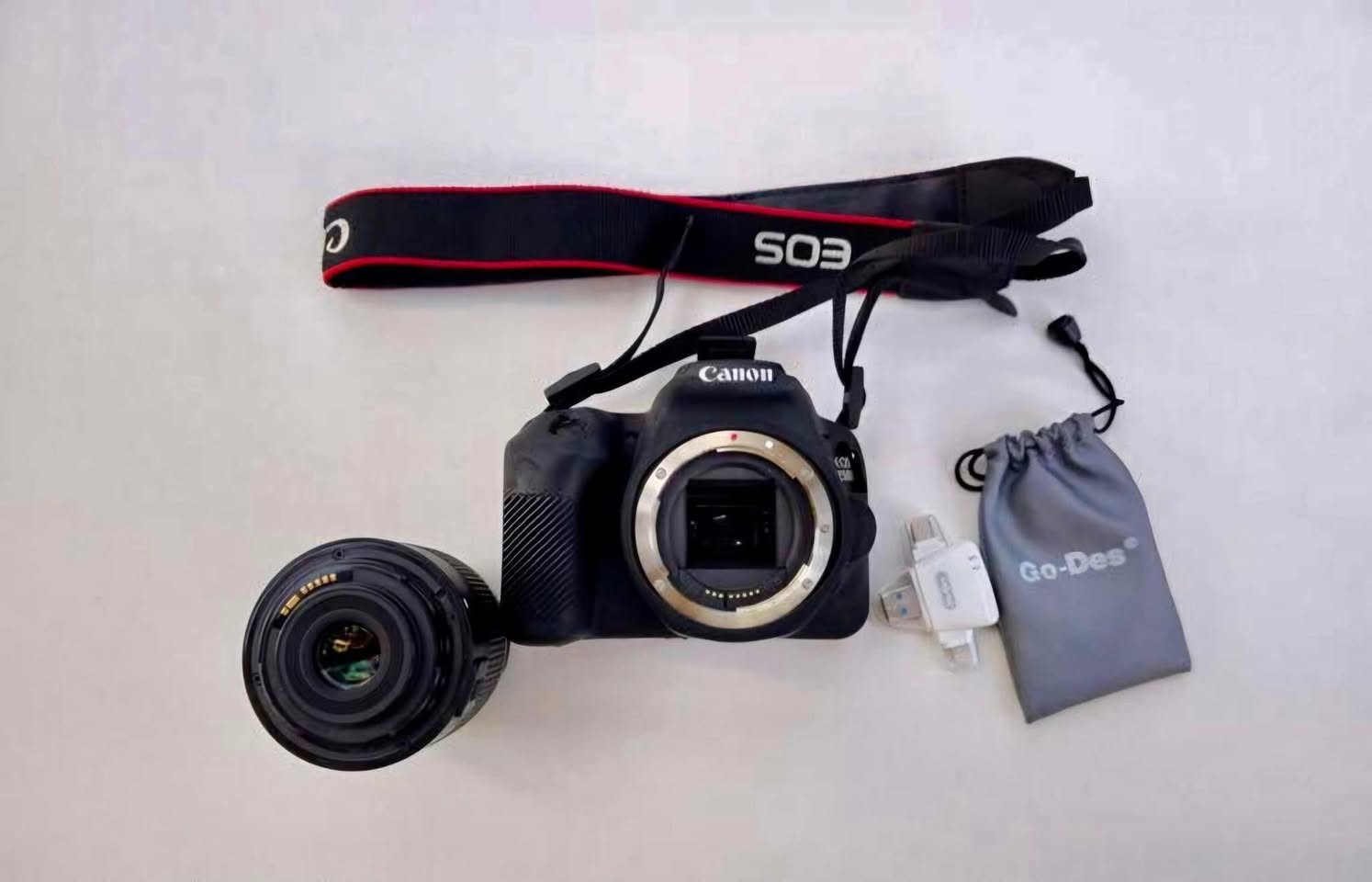 كاميرا كانون 250D + عدسة الكت و عدسة 1.8 50mm عدسة البورترية ❤️‍🩹

استخدام لصناعة المحتوى وتصوير الفيديو وتكدرون تشوفون تصوير ريلزاتي بيها 👍🏻

ملحقات مع الكاميرا

گفر حماية جيلاتين وحزام 

رام 64 غيغا ساندسك سرعة 200 ميغا

بطارية الكاميرا الاصلية و الشاحن

و العدسة ال١.٨ وحدها مشتريها ب١٦٠ مع الهود 🥲

السعر من الاخير مقفولة ٦٥٠ ربع ما ينزل 

و تفاصيل اكثر خاص اذا تحب

مكاني في النجف + ديوانية بغداد توصيل ماكو

وهذا الرقم للي حاب يتصل 

***********
