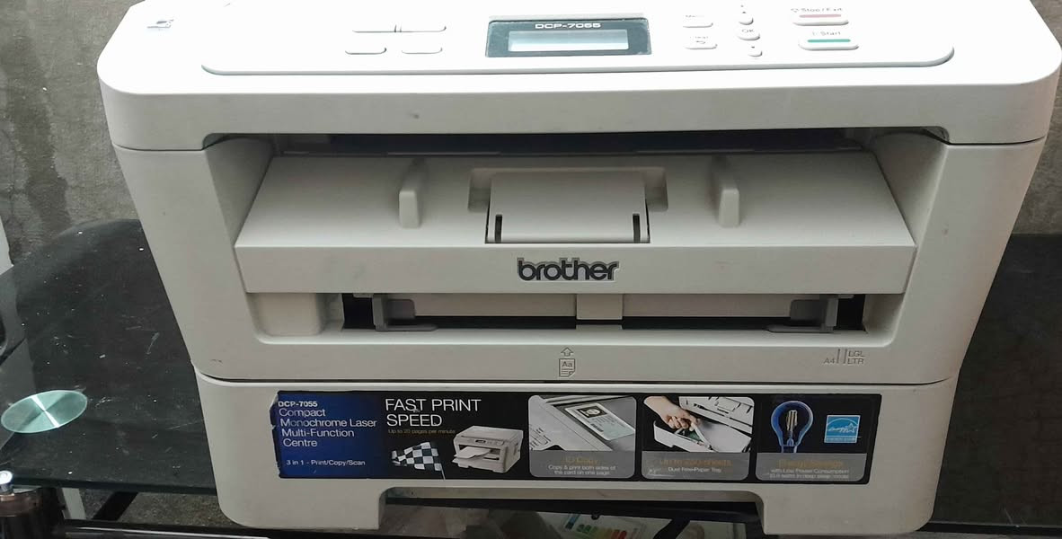 للبيع طابعة براذر DCP_ 7055 ليزرية ( ابيض واسود ) 
بحالة ممتازة 
السعر ١٠٠ الف 
موبايل ***********  كركوك كركوك, العراق
