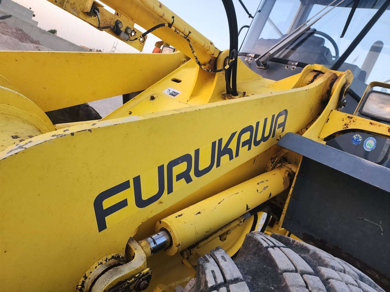 شفل فركاوى وارد اليابان 🇯🇵
حجم 310 دخول جديد ✅
ساعات العمل 4000 ساعه✅
 تدفئه تبريد شغال ✅
حداديه كير محرك كفاله عامه ✅
العنوان /بابل الحمزه الغربي ع/
***********
