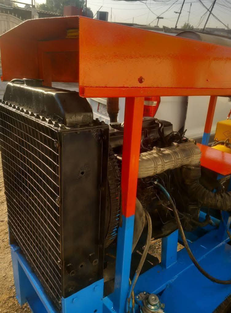 السلام عليكم  مولد كيا  ٢٧٠١ توليد ٣٠  ثري فيز شغال على الفحص والحمل نظيف كلش ألعنوان بغداد البلديات اتصل على الرقم وسهلة ***********بي واتساب
