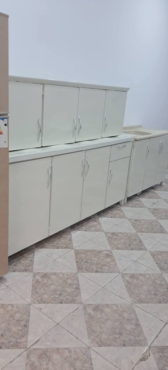 غراض  ستعمال قليل جدا للبيع بحركه يم جامع ملا رشيد ***********
@إشارة
