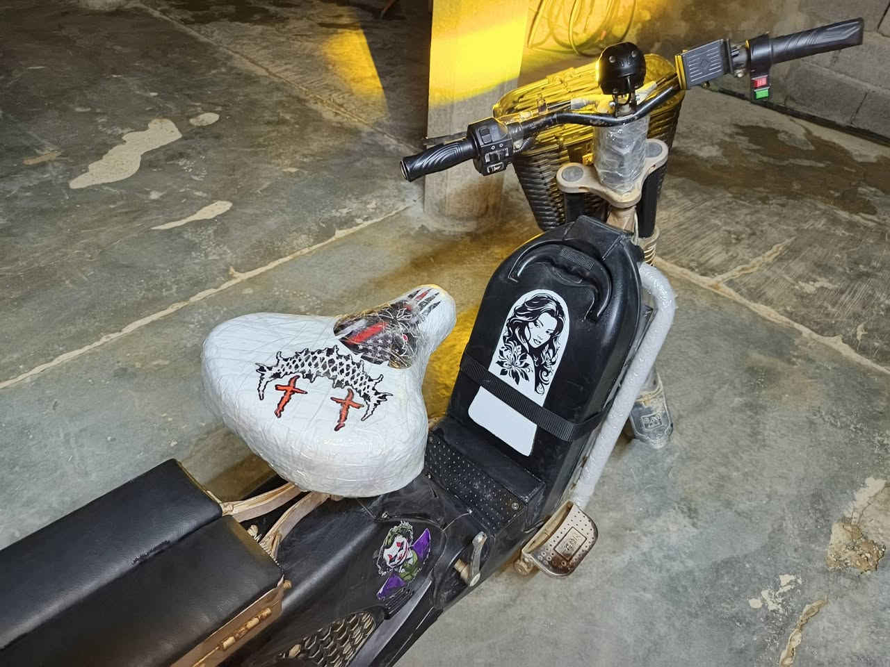 دراجه شحن لبيع
نقص شاشه فقط 
بطريات ولي لاصليه خمس بطريات صارلي اسبوعين من حطيته وشاحنه اصليه تفصل وحده من ينترس شحن 
مكاني حديثه بروانه حي شرطه 
نضافه كما موضح بل صوره 
سعر 350 الف وبي مجال


**إذا كنت صاحب هذا الإعلان وتريد حذفه لأي سبب، رجاءا أرسل رسالة إلى الدعم الفني**