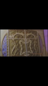 سعرها600الف وبيها مجال الشراي يتصل07802350005