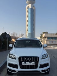 اودي Q7 • ٢٠١٣ • ٧ راكب