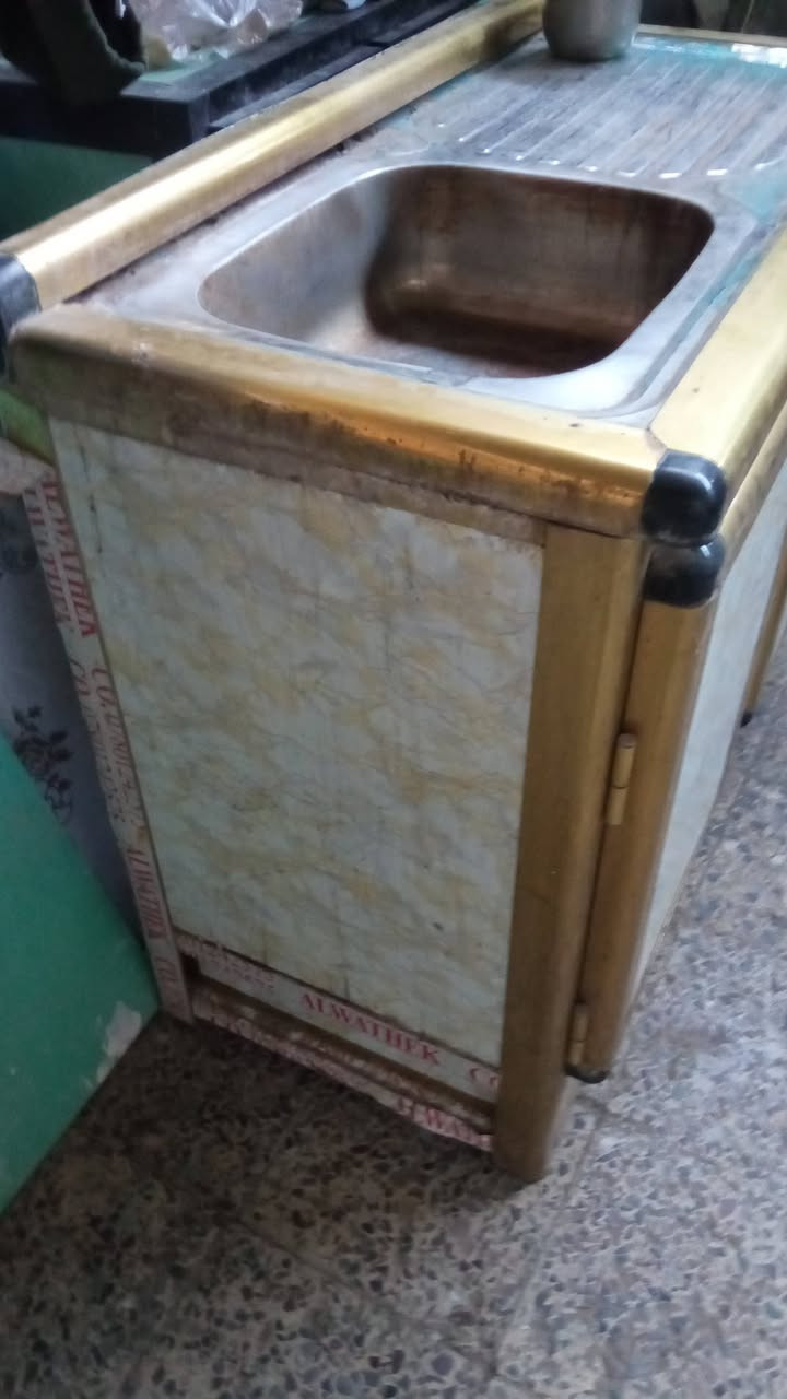 كاونتر سنك للبيع السعر  65 بي مجال 
مراسلة الرقم ***********
