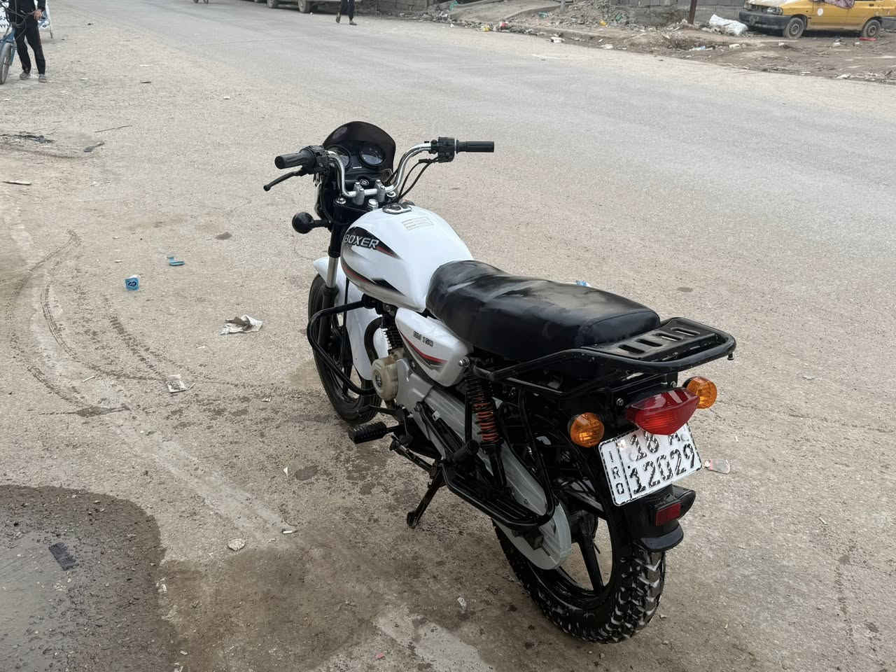 سلام عليكم درجه بوكسر 2023مشاها 16الف الدراجه مامشتغله دلفري ابد بسمي رقم حله مكاني بغداد مبدل سلندر بل شركه لاستفسار *********** ولباقي دراجه جاهزه مابيه اي نقص عده دبلات نص عمر
