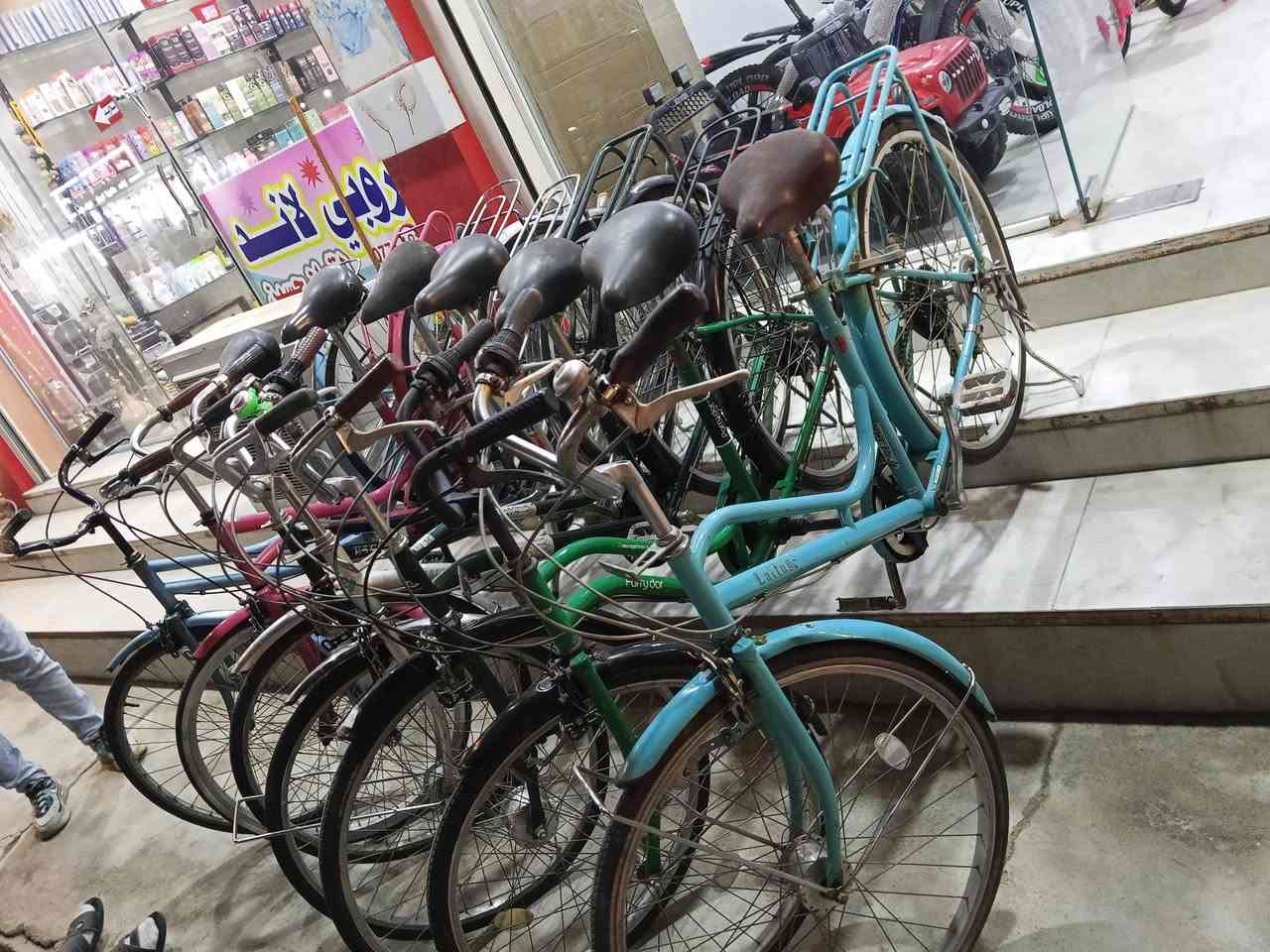 معرض اريان للبيع دراجات هوائية والكهربائيه 
عنوان خانقين داره كوناره مقابيل مركز الوند للطب تكميلي 
***********
