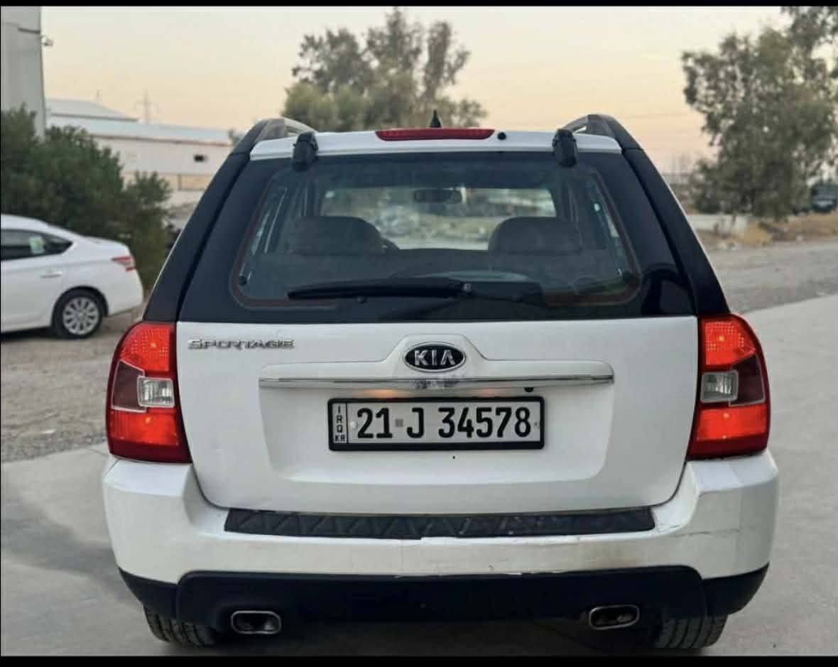 بەناویخوا کیاسپۆرتاج 2010  2پارچە بۆیاخ سەنەوێ سلێمانی تاکو 2030جدیدە مەکینەی کراوەتەوە خلیجیە سەیارەکە ناوزەرد  شوێن کلار  ژ..*********** كالار, السليمانية
