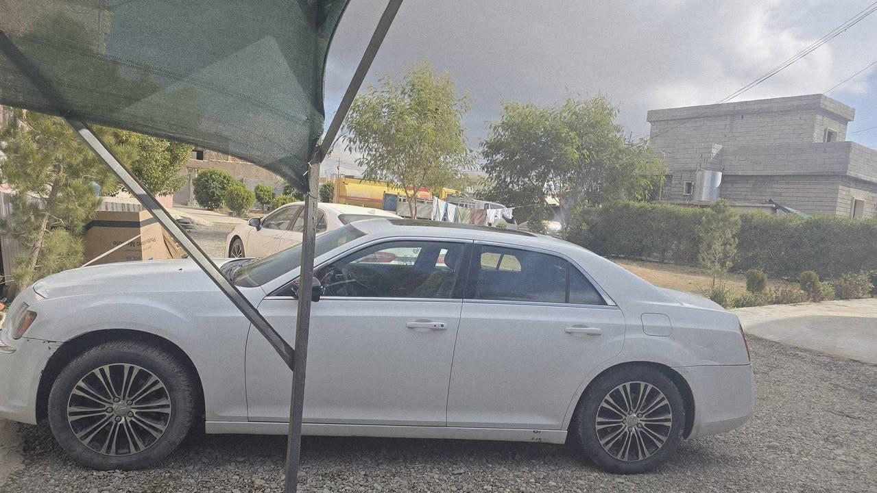 للبيع او مراوس اوبامه 14S كص
كير طياره
لون ثلجي تدفئه وتبريد
فول مواصفات السياره جديده
اي نقص مابيها
السعر68  المسحك
***********
***********
