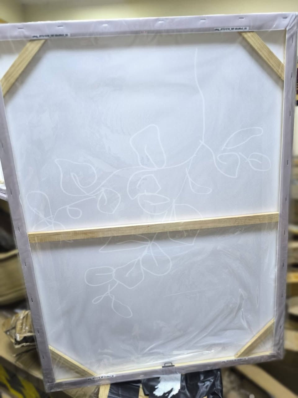 ثلاث  لوحات جدارية فنية مطبوعة على قماش الكانفاس ومشدودة فوق إطار خشبي بتصميم زهرة كلاسيكي. والوان هادئة 
القياس عرض 60سم ،،، وارتفاع 80 سم 
انطيني سعر وبالعافية


**إذا كنت صاحب هذا الإعلان وتريد حذفه لأي سبب، رجاءا أرسل رسالة إلى الدعم الفني**