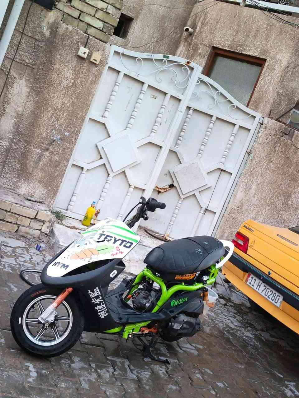 دراجه ماكس عدله مزوده دراجه نضيفه كلجات رياضي محرك55 سعر 750 وبيها مجال مكان بغداد حي العامل للتواصل رقم ***********
