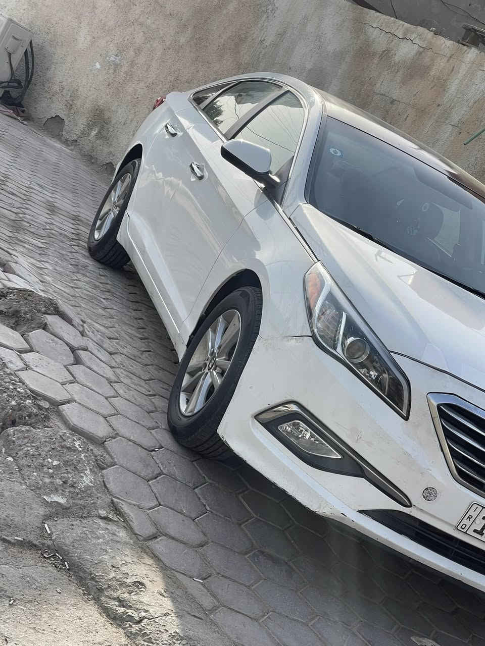 السلام عليكم سوناتا موديل ٢٠١٧ مكينه ٢٤٠٠ رقم بغداد لون صدفي مكينه وتبريد وحداديه سياره جاهزه السعر دفتر و خمسه العنوان بصره 
***********
