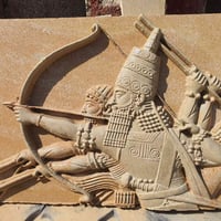 نقش آشوري • آشور بانيبال • حجر طبيعي