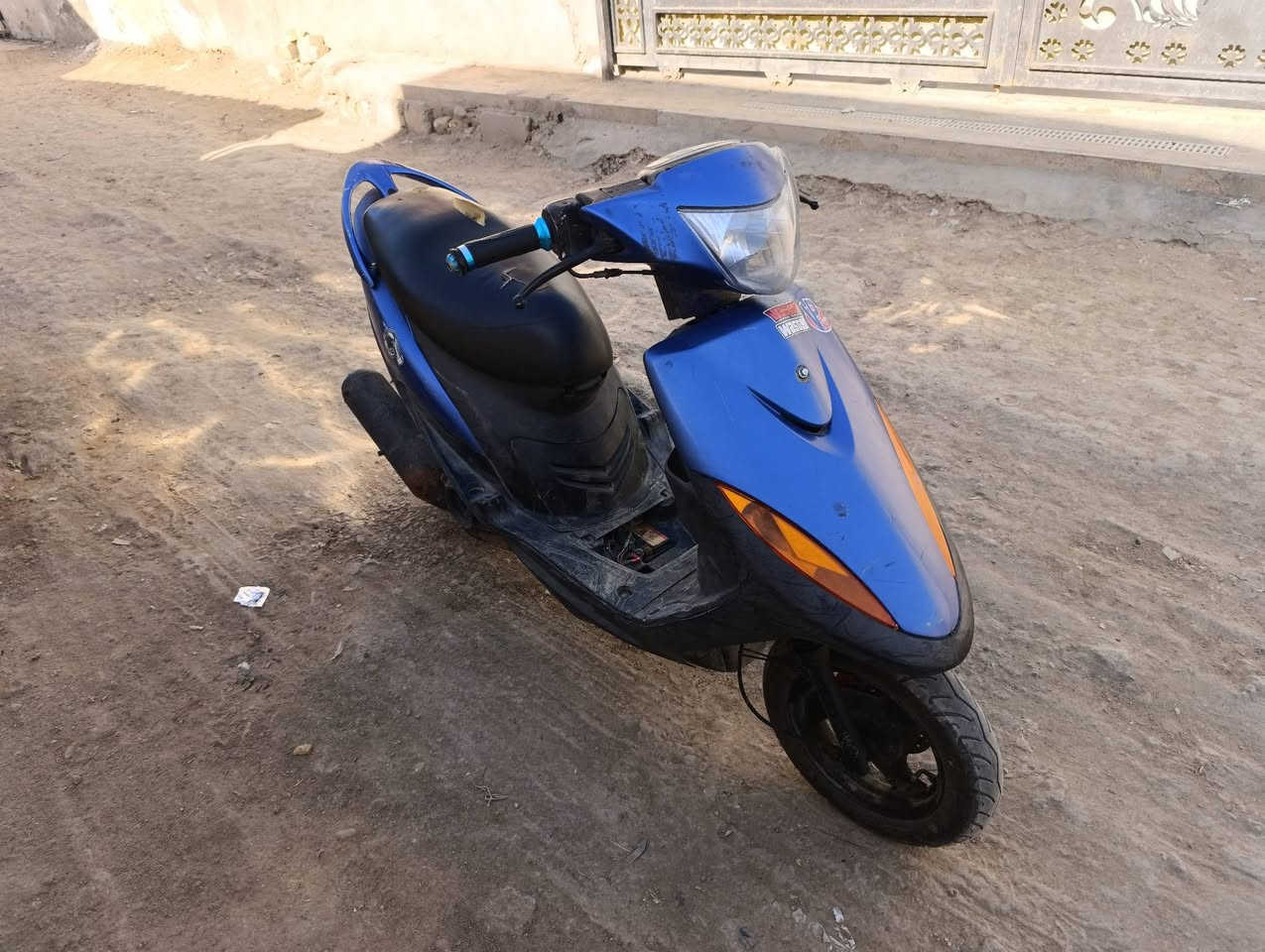 سلام عليكم ماكس عدله البيع ابلاديه كلشي بيه شغال
ختم واحد مكفوله كفاله عامه دراجه مال جناي 
وشراي بيه خير دلل  
الرقم ***********
