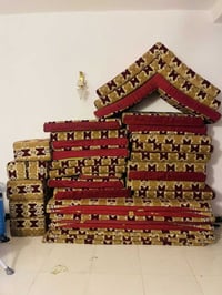 جلسة عربية • نضافة جيدة • مقاس ٤×٩