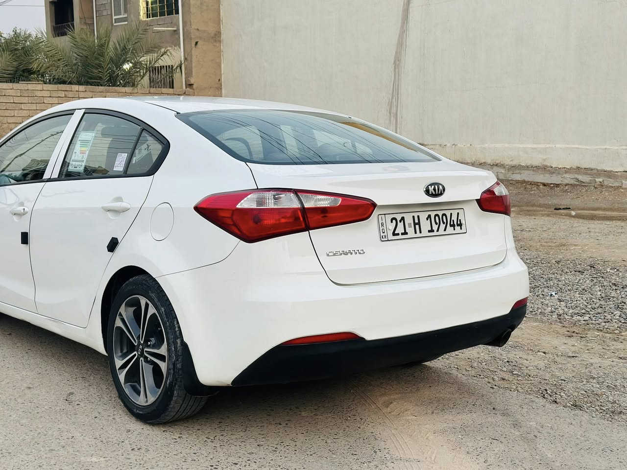 كيه سيراتو ٢٠١٤ كلين مابيه قطره صبق كير محرك شرط
السعر ١٢٥ وابيه مجال ***********
