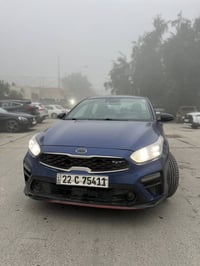 جميعاً كيا فورتي GT موديل 2021 للبيع  لون ازرگ 💙  رقم اربيل السيارة فو...