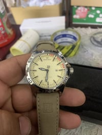 ساعة • قطعة