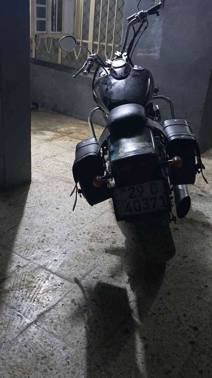 السلام عليكم شباب دراجه دراك ستار 400 مرقم بأسمي تحويل ثاني يوم
دراجه نضيفه وخير من الله
ومسويلها ادامه كامله 
السعر 15ونص وبيها مجال بسيط مكان بعقوبة 
هاذة رقمي ***********
