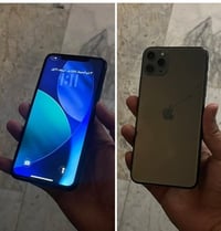 ايفون ١١ برو ماكس ذاكره ٢٥٦ جهاز مبدل بي شاشه وبطاره وضهر شاشه بها فطر...