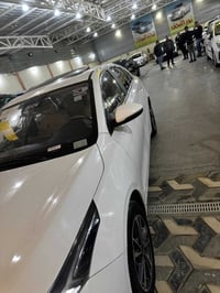 كي 3 • ٢٠٢٢ • جلد عسلي