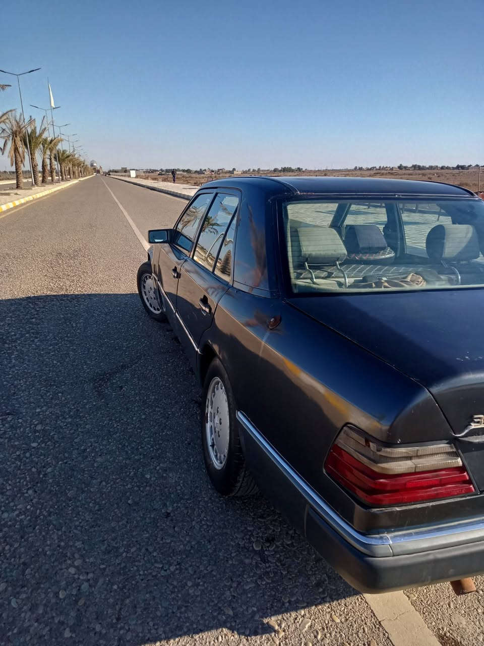 سلام عليكم ورحمه الله وبركاته 
سياره مرسيدس دب مديل 86
رقم ميسان راعيها موجود يحول 
بيها كير ومكينه بطه جدد 
گاردن جديد 
دهن فلاتر باتري  دواخل كله جديد فقط عوزها دبلات وضبط الحداديه شي بسيط 
السعر ( 38 ) بيها مجال للشراي 
عنوان سياره ميسان قضاء علي الغربي 
رقم صاحب سيارة 
***********
