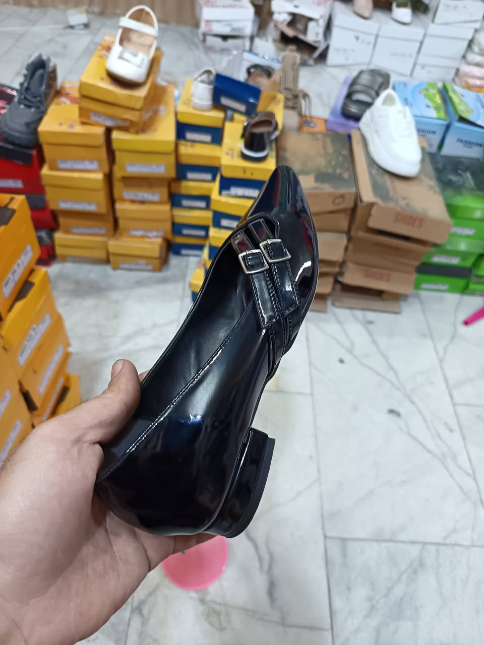 ♥️😋. امزون زيوني الوائلي  😋♥️
وداعا للاسعار المرتفعة 
العنوان واسط قضاء الموفقيه شارع المدارس الفرع مقابيل فرن شاكر شمال ومطبعة الزوية 

😎😎 نتعامل بل قسط المريح😎😎
للحجز والاستفسار مراسلة الصفحة او الاتصال على الرقم      *********** تليگرام +واتساب
انستغرام zzenn2
#مستعدون للبيع والشراء #كافه الأثاث المنزلي #الكهربائيات المنزليه + امزون منزلي كهربائي
#ملابس نسائي بناتي ولادي
كاونترات وغرف نوم
