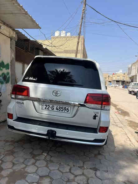 السلام عليكم 
لاندكروز 2020 GXR
بحريني 
محرك 6 سلندر
ماشيه 120 الف حقيقي
رقم اربيل  بسمي 
السياره كفاله بارد تبديل صبغ  عامه تايرات هستوني مبدلهم شاشات  ثنين
مري شفط  سبير مانازل  فتحه سقف تبريد ثلاث قطع ثلاجه شاحن موبايل كرسي واحد كهربائي فتحه لايت زنون السياره استعمال بيت   
مكان السياره النجف
السعر525وقابله لتفاوض 
رجاء فقط للشراي يتصل 
***********
