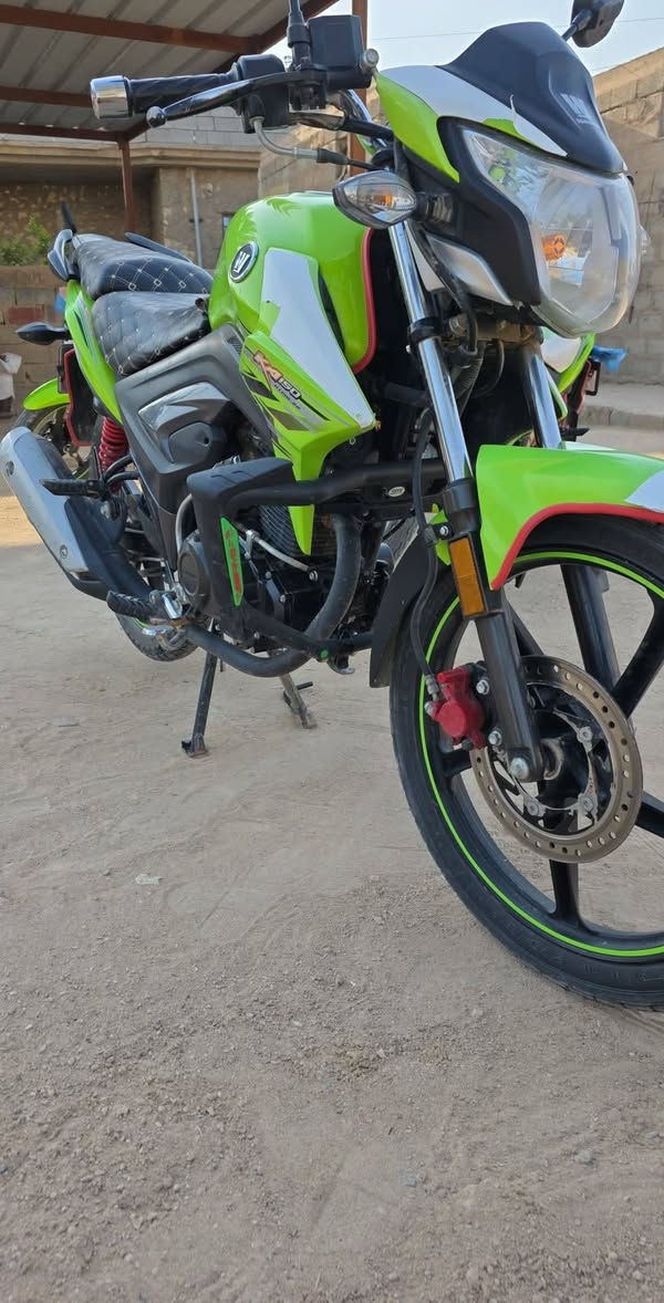 بسم الله الرحمن الرحيم 
موطور هاوجي مكفول من جميع ضرر سعر17ورقه قفل 
رقم واتساب ***********  وخاص اجاوب لموشاراي ليخابر
