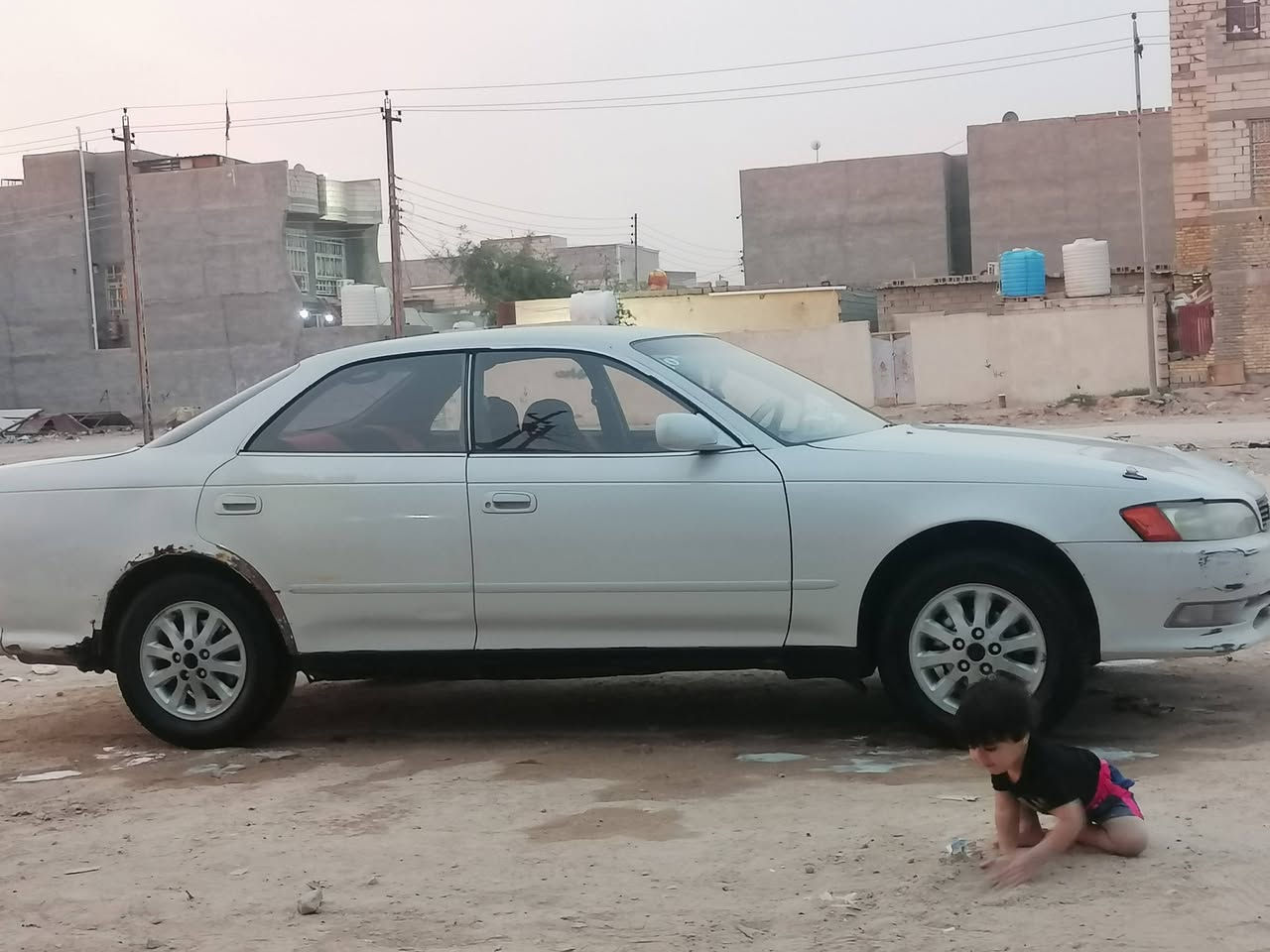 سلام عليكم سياره مارك نفخ مديل ٢٠٠٠ باسمي مكينه وكير ونجي وغرفه جديده تبريد شغال تخم تاير حداديه جديده العنوان البصرة الزبير رقم الجوال ***********
